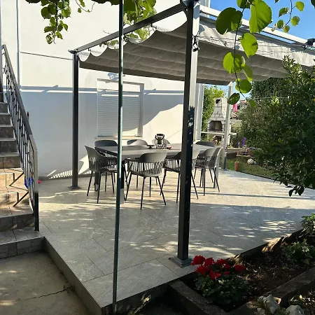 Danijel Apartmans *